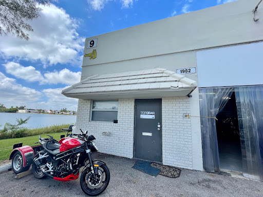 Used Motorcycle Dealer «Top Gear Inc», reviews and photos, 2000 Stirling Rd, Dania Beach, FL 33004, USA