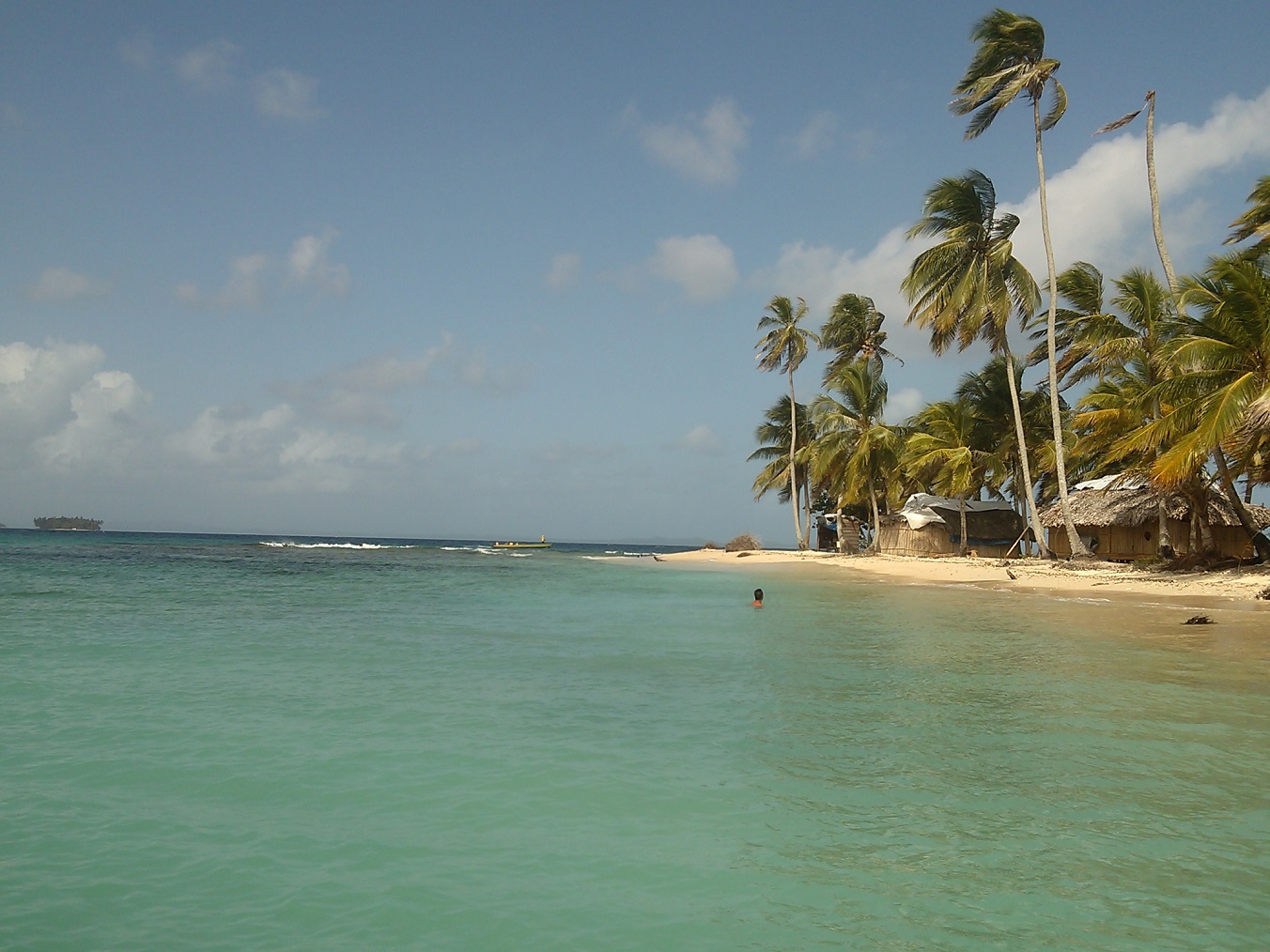 Foto van Iguana island beach wilde omgeving