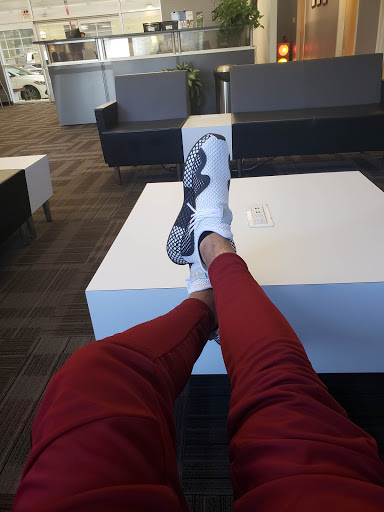 Auto Body Shop «Lindsay Collision Center», reviews and photos, 5555 Industrial Dr, Springfield, VA 22151, USA