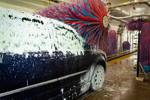 Super Tunnel Car Wash en Bountiful