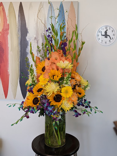 Florist «Signal Hill Florist», reviews and photos, 2099 E Willow St, Signal Hill, CA 90755, USA