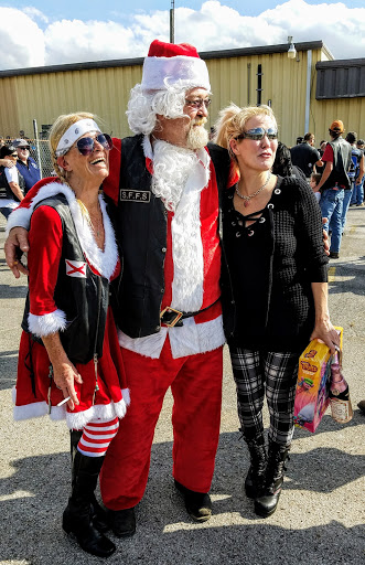 Social Services Organization «Christmas Charities», reviews and photos