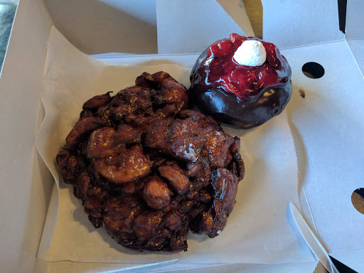Donut Shop «Legendary Doughnuts», reviews and photos, 2602 6th Ave, Tacoma, WA 98406, USA