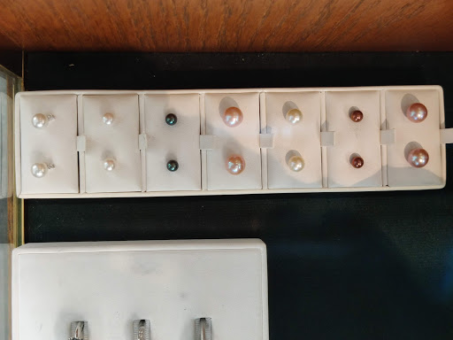 Jewelry Designer «Waldeland Jewelry & Gifts», reviews and photos, 1340 Duckwood Dr #11, Eagan, MN 55123, USA