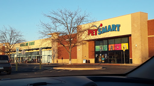 Pet Supply Store «PetSmart», reviews and photos, 5801 Belleville Crossing St, Belleville, IL 62226, USA