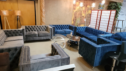 Bedroom Furniture Store «Furniture & Mattress World», reviews and photos, 4020 E Thomas Rd, Phoenix, AZ 85018, USA