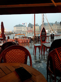Atmosphère du Restaurant français L'Albatros à Honfleur - n°6