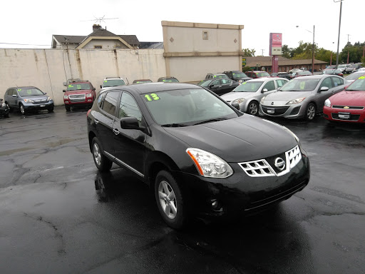 Used Car Dealer «Victoria Motors», reviews and photos, 4333 E Main St, Columbus, OH 43213, USA