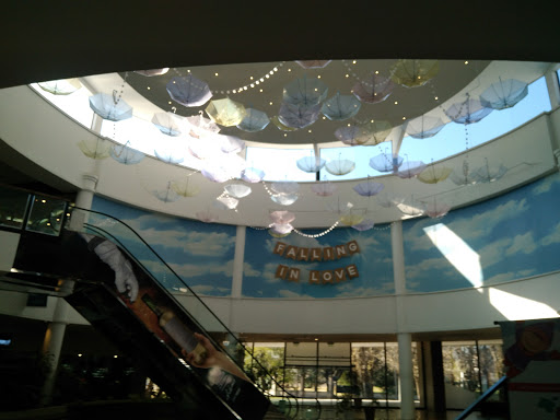 La Barraca Mall