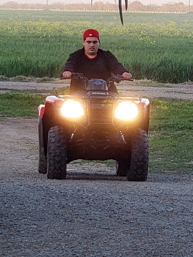 Motorcycle Dealer «Gilroy Motorcycle Center Inc.», reviews and photos, 7661 Monterey Rd, Gilroy, CA 95020, USA