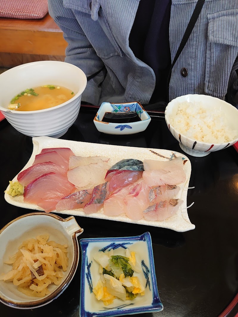 弘伸丸 徳島県阿南市 シーフード 海鮮料理店 レストラン グルコミ