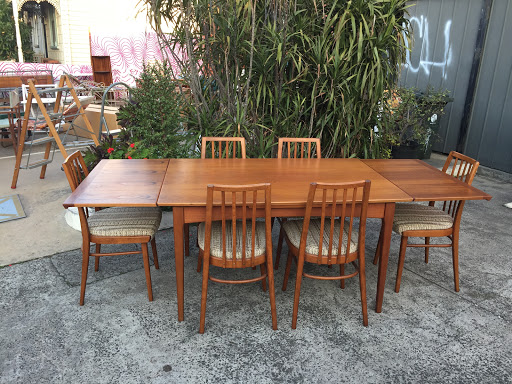 Second hand dining tables Melbourne