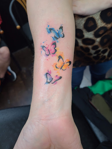 Explore cute heart tattoo ideas, creative tattoo ideas in Texarkana, available at Illusions Mafia Ink Tattoo Studio