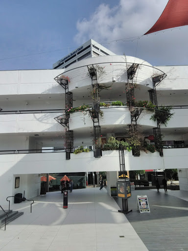 Shopping Mall «Weller Court», reviews and photos, 123 Astronaut E S Onizuka St, Los Angeles, CA 90012, USA