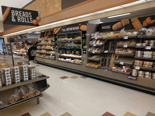 Grocery Store «Stop & Shop», reviews and photos, 1360 E Town Rd, Milford, CT 06460, USA