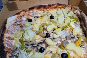 Salam Pizza image