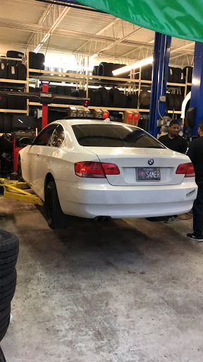 Car Repair and Maintenance «Pep Boys Auto Service & Tire», reviews and photos, 6492 Park Blvd N, Pinellas Park, FL 33781, USA