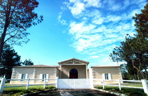 Château d'Arguin - Domaine du Reys (Pouey International S.A.) à Saint-Selve