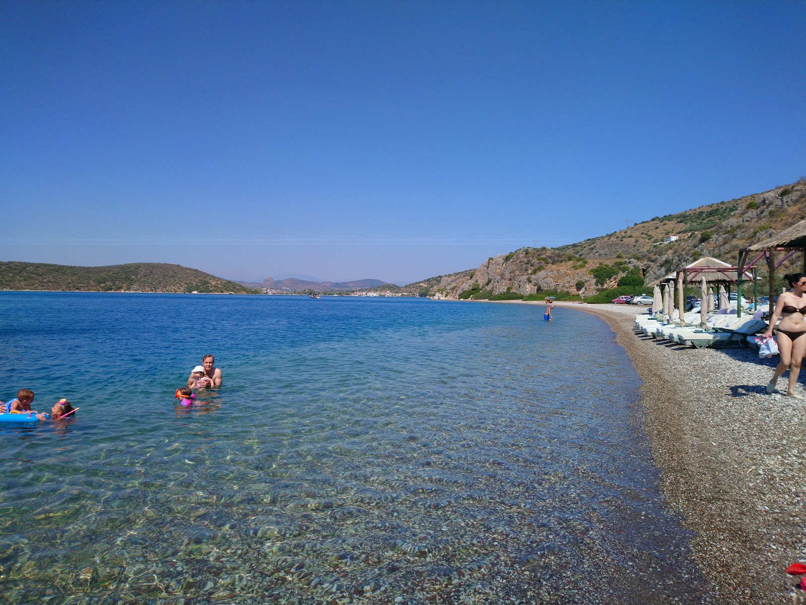 Kondyli beach'in fotoğrafı - rahatlamayı sevenler arasında popüler bir yer