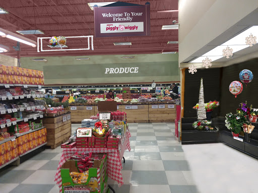 Grocery Store «Butera Market», reviews and photos, 1175 W Spring St, South Elgin, IL 60177, USA