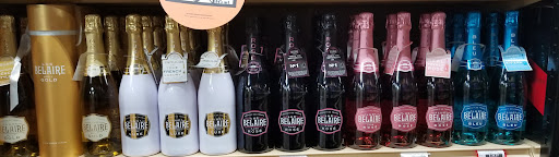 Wine Store «Hudson Wine Co», reviews and photos, 865 Roosevelt Ave, Secaucus, NJ 07094, USA