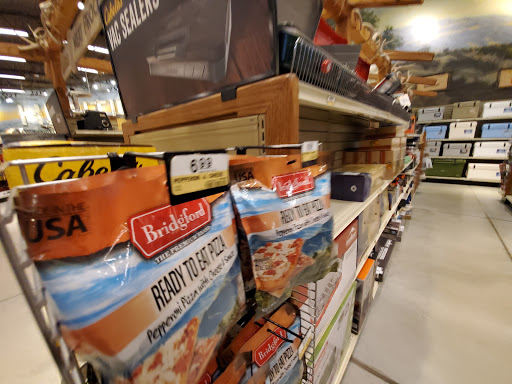 Sporting Goods Store «Bass Pro Shops», reviews and photos, 200 Bass Pro Dr, Round Rock, TX 78665, USA