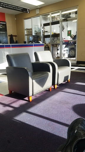 Tire Shop «Firestone Complete Auto Care», reviews and photos, 2041 Old Hudson Rd, St Paul, MN 55119, USA