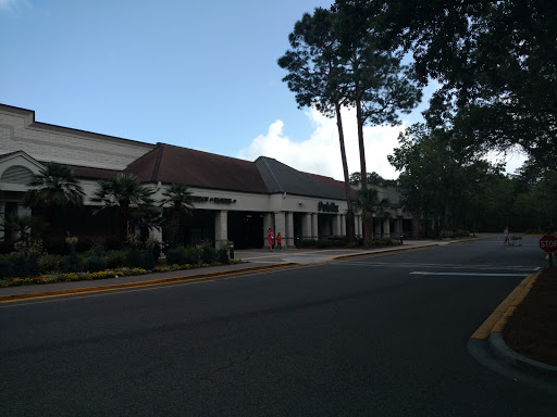 Supermarket «Publix Super Market at Festival Centre at Indigo Park», reviews and photos, 45 Pembroke Dr, Hilton Head Island, SC 29926, USA