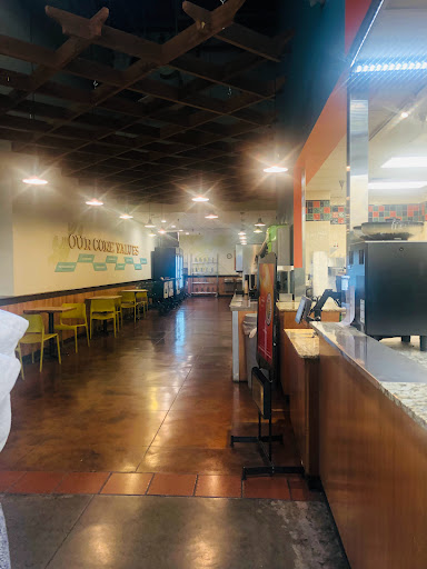 Grocery Store «Whole Foods Market», reviews and photos, 801 E Lamar Blvd, Arlington, TX 76011, USA