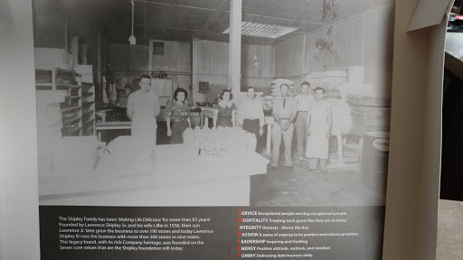 Donut Shop «Shipley Do-Nuts», reviews and photos, 1912 W Pecan St, Pflugerville, TX 78660, USA