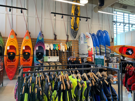 Clothing Store «L.L. Bean», reviews and photos, 340 Legacy Pl, Dedham, MA 02026, USA