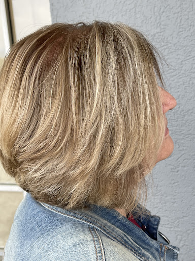 Beauty Salon «A Cut Above Hair Salon», reviews and photos, 5561 Portsmouth Blvd, Portsmouth, VA 23701, USA
