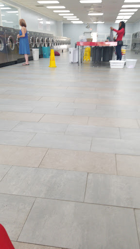 Laundromat «Village Oaks Coin Laundry», reviews and photos, 2510 Little Rock Rd, Charlotte, NC 28214, USA