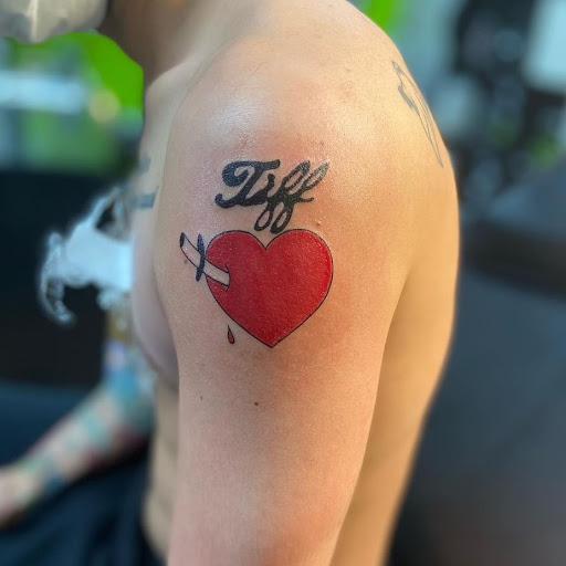 Tattoo Shop «Asylum Tattoo», reviews and photos, 1210 Montauk Hwy A, Copiague, NY 11726, USA