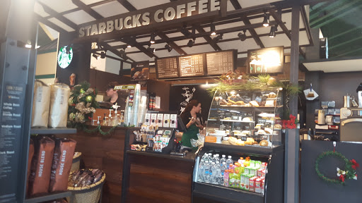 Grocery Store «Hen House #31», reviews and photos, 5800 Antioch Rd, Merriam, KS 66202, USA