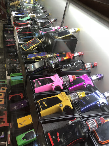 Cigar Shop «Billionaire smoke shop», reviews and photos, 1214 W Dr Martin Luther King Jr Blvd, Seffner, FL 33584, USA