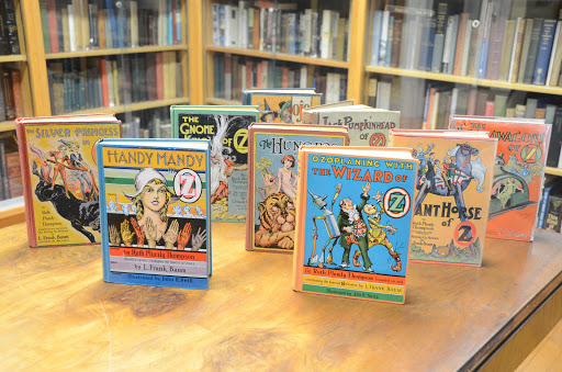 Used Book Store «Black Swan Books», reviews and photos, 505 E Maxwell St, Lexington, KY 40502, USA