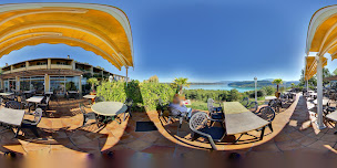 Photo n°30 de Hôtel Restaurant Les Cavalets à Bauduen ()