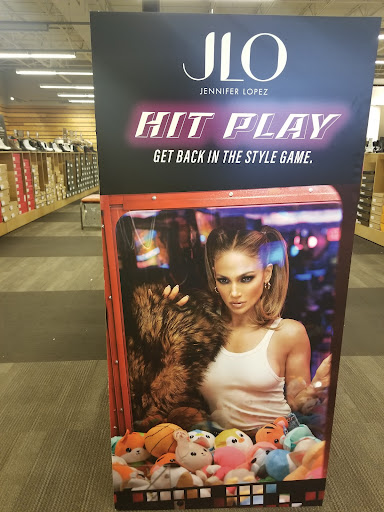 Shoe Store «DSW Designer Shoe Warehouse», reviews and photos, 1065 Woodland Rd, Reading, PA 19610, USA