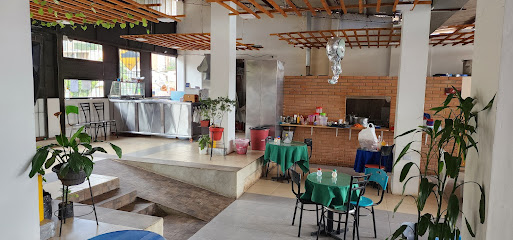 Asadero y restaurante las brasas soata - Cra. 5 #7-56, Soatá, Boyacá, Colombia