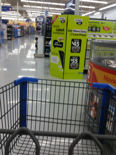 Department Store «Walmart Supercenter», reviews and photos, 517 W Avalon Ave, Muscle Shoals, AL 35661, USA