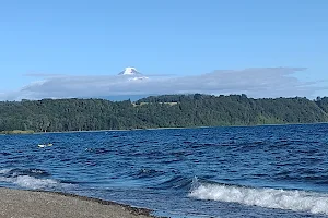 Playa Maiten image