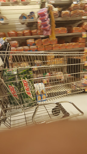 Grocery Store «Giant Food Stores», reviews and photos, 801 S 25th St, Easton, PA 18045, USA