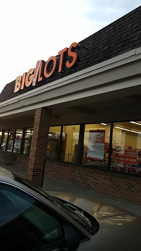 Discount Store «Big Lots», reviews and photos, 825 Main St, Milford, OH 45150, USA