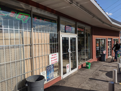 Liquor Store «Northside Drive Liquor Store», reviews and photos, 1341 Northside Dr NW, Atlanta, GA 30318, USA