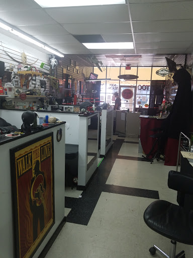 Tattoo Shop «Madeira Beach Tattoo Company», reviews and photos, 14995 Gulf Blvd, Madeira Beach, FL 33708, USA