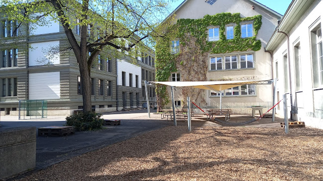 Rezensionen über Schulhaus Wettstein in Basel - Schule