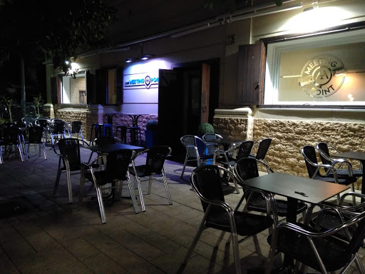 MEETING POINT Café- Bar - Pica Serrano, Plaza San Antonio, 11404 Jerez de la Frontera, Cádiz