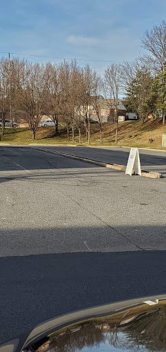 Shopping Mall «Elizabeth Shopping Mall», reviews and photos, 1902 Maryland Ave, Wilmington, DE 19805, USA