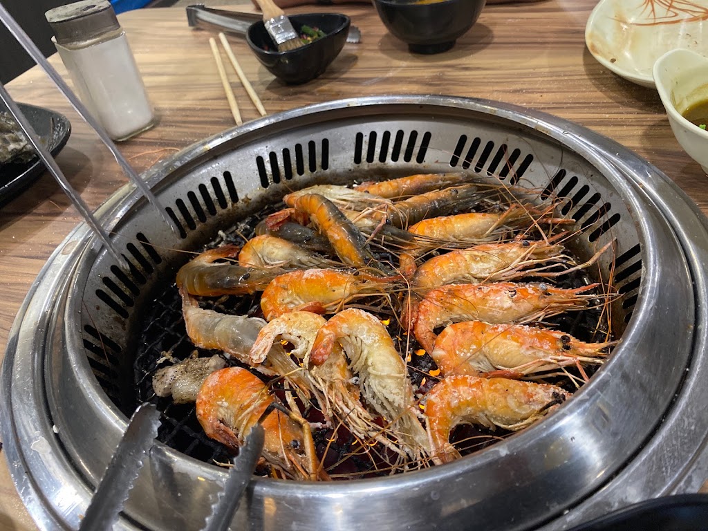 愛知味自助式吃到飽燒烤店 的照片